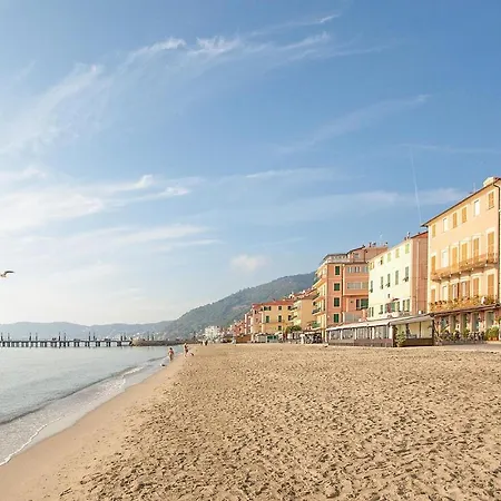 Lägenhet In Bastia Di Albenga *