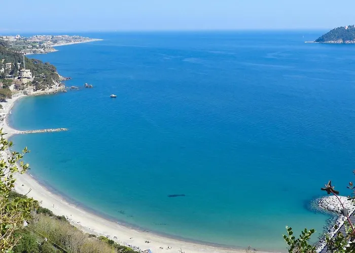 In Bastia Di Albenga Lägenhet *